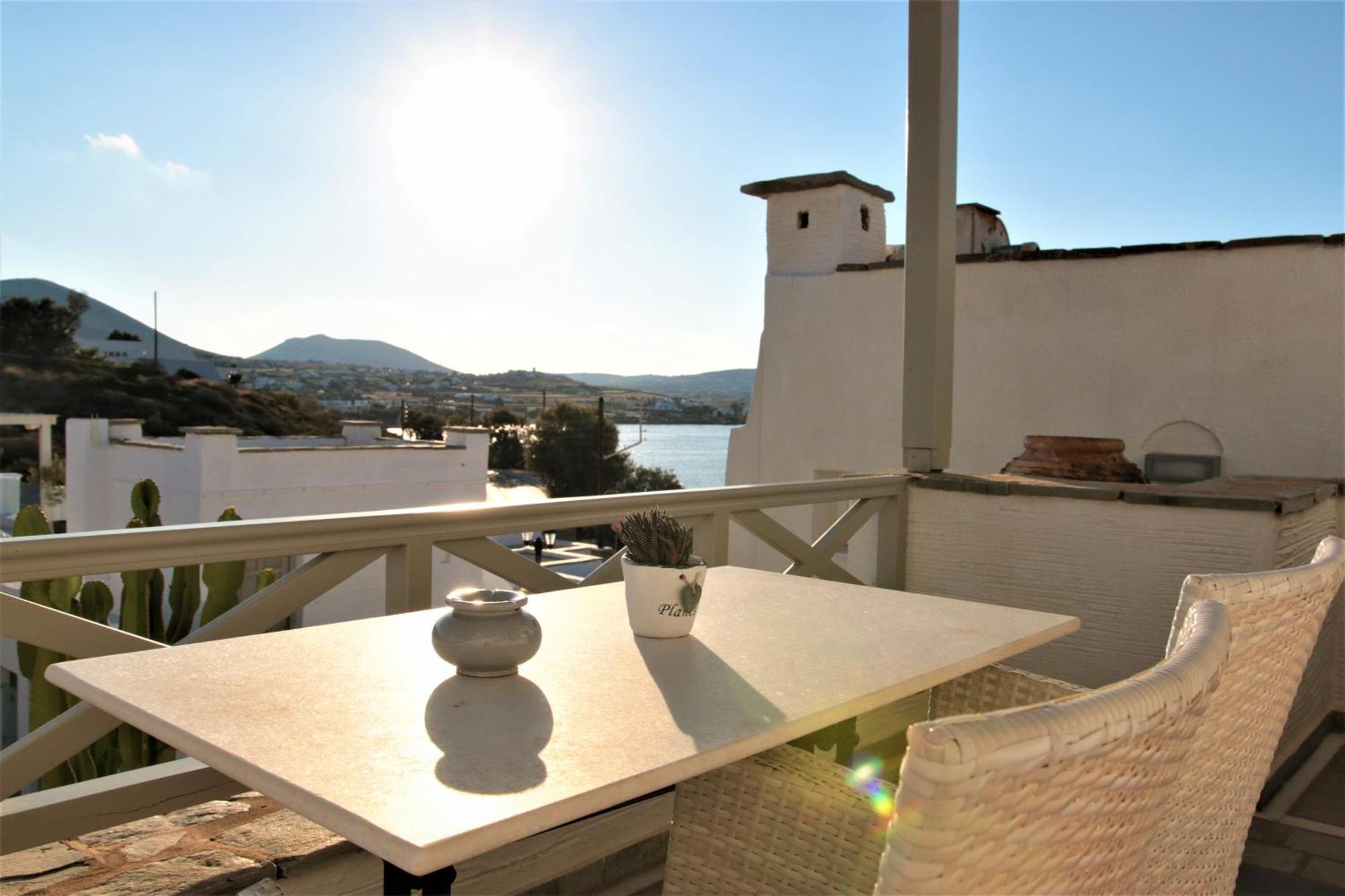 Parian Lithos Residence Naousa  Room photo