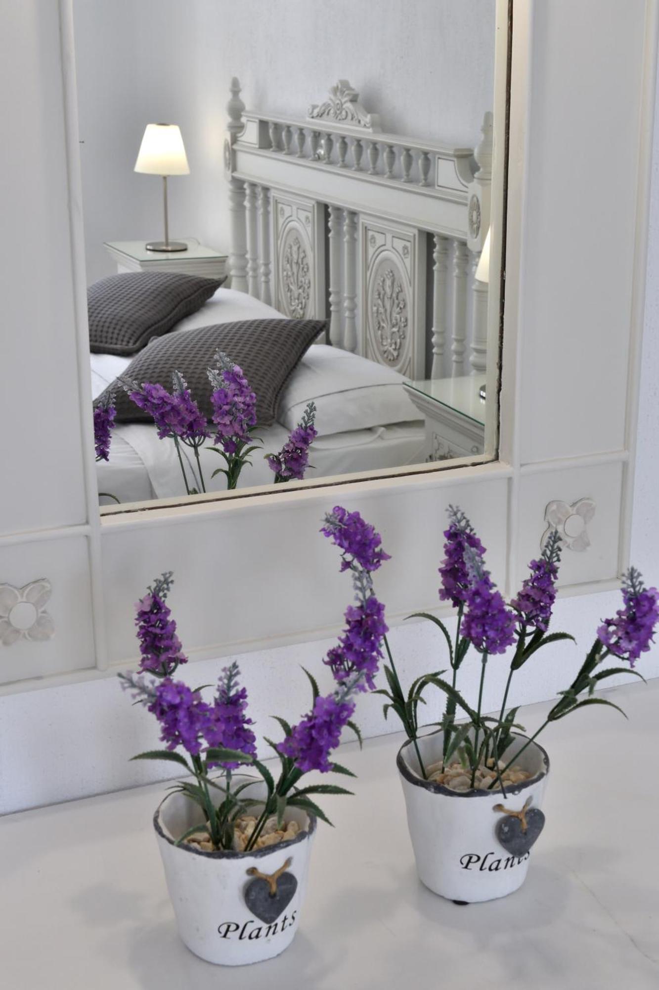 Parian Lithos Residence Naousa  Room photo